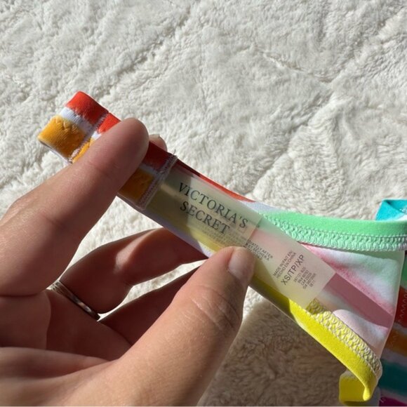 Victoria’s Secret | Rainbow stripe Halter Bandeau Bikini Top | Size Extra Small - Picture 10 of 10